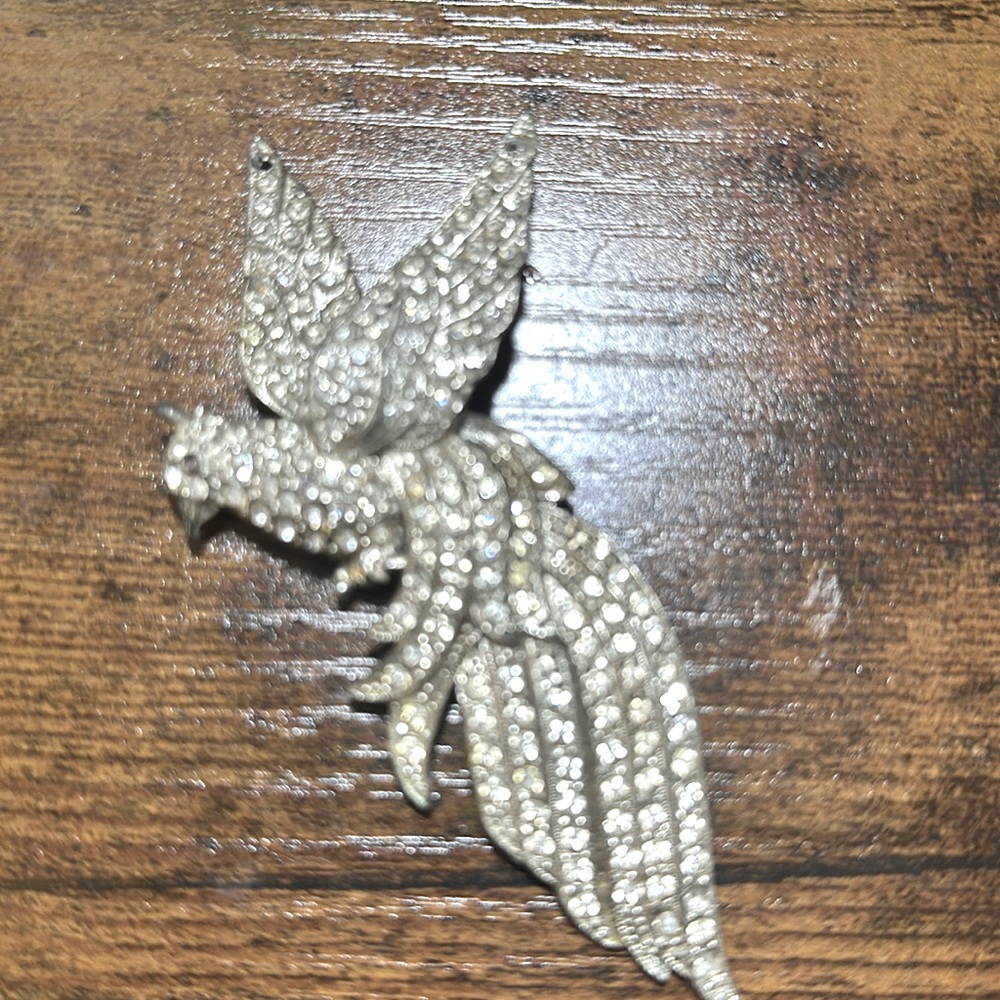Vintage Rhinestone Bird for a necklace